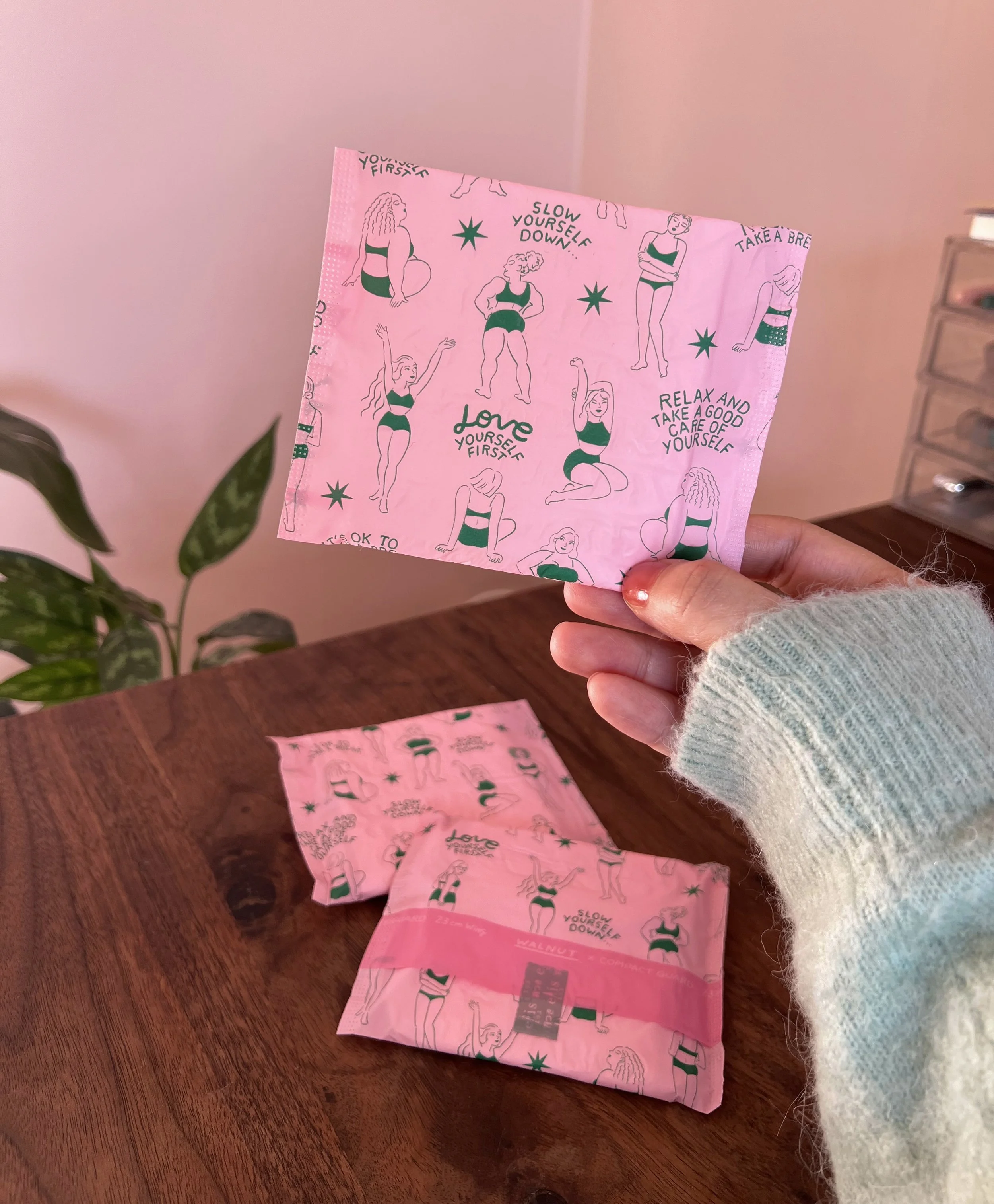 かり！エリナ♡AOトーナー３つセット♡ エリス × WALNUT コラボデザインが登場！ — WALNUT illustrations